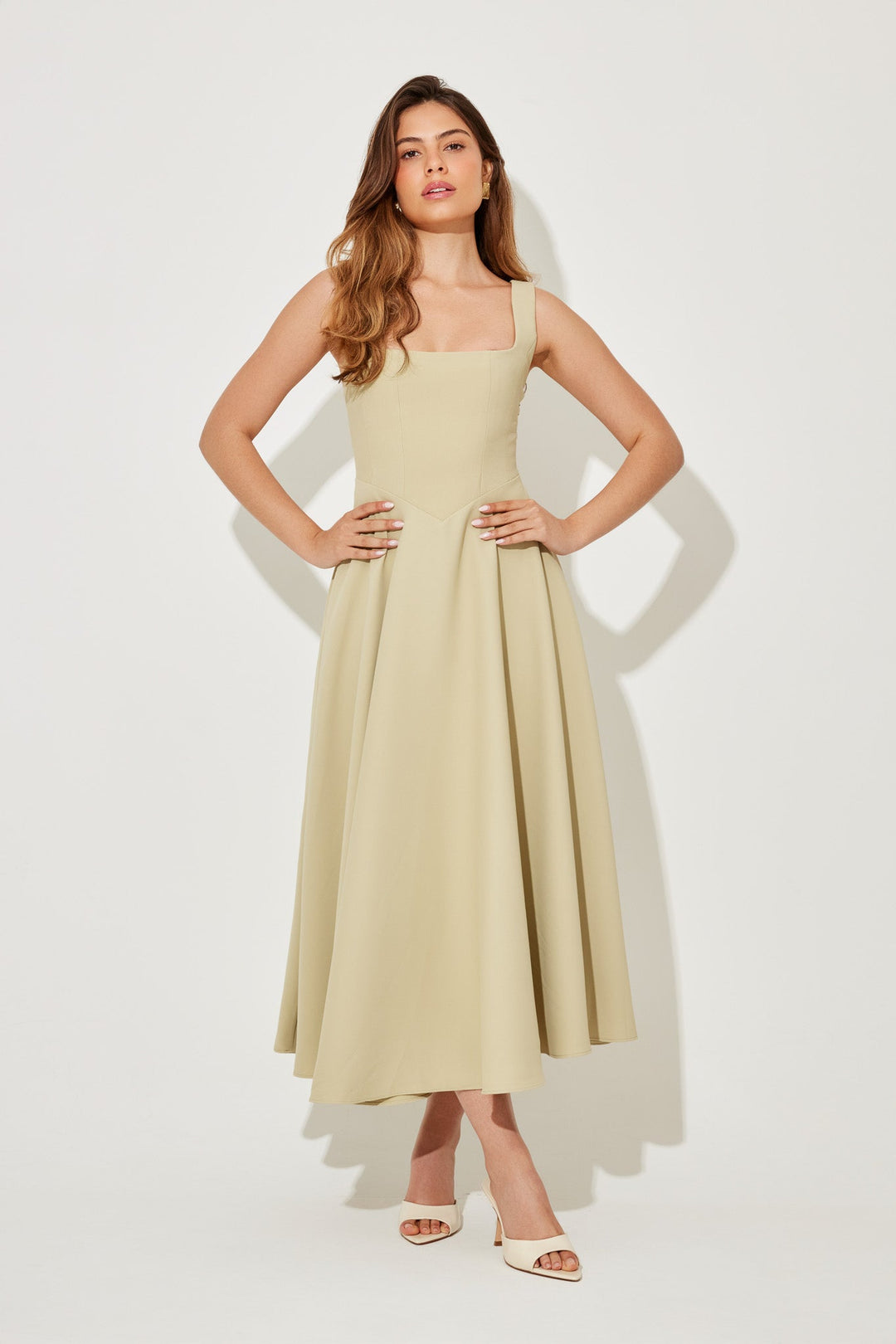 Amelia™ | Timeless Flowing Midi Dress
