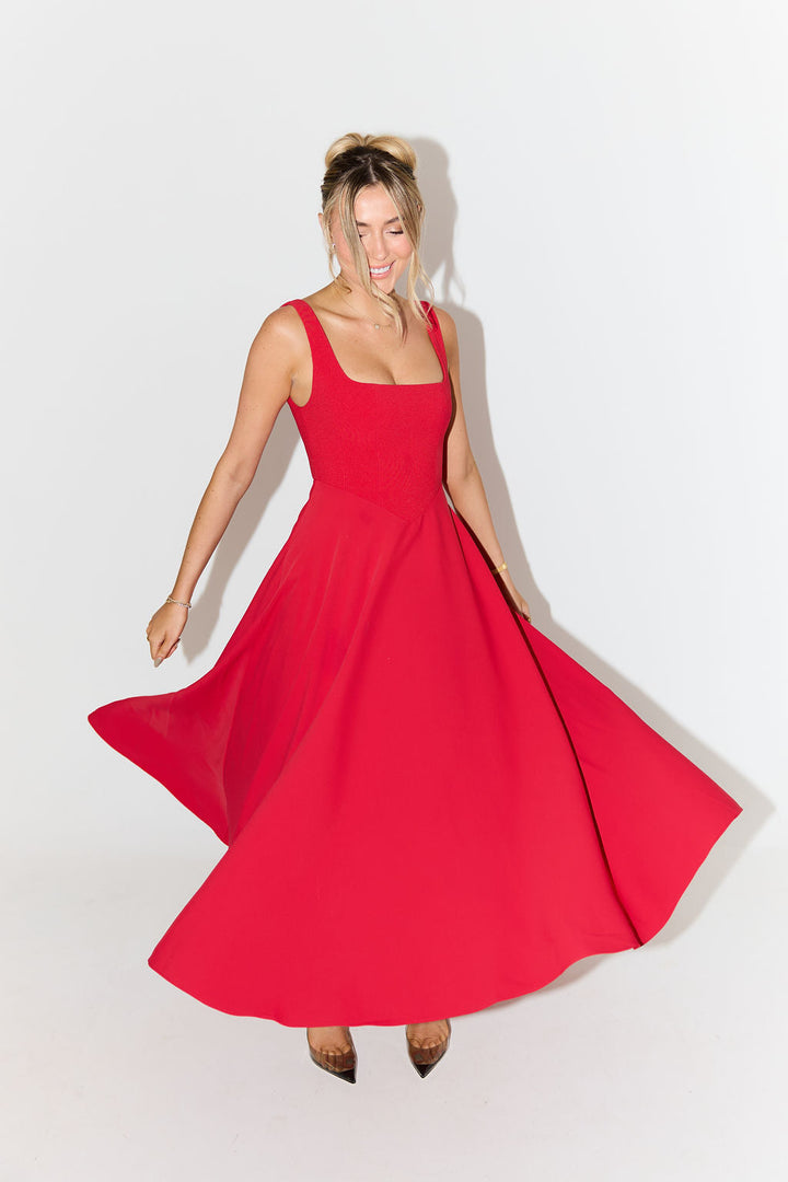 Amelia™ | Timeless Flowing Midi Dress